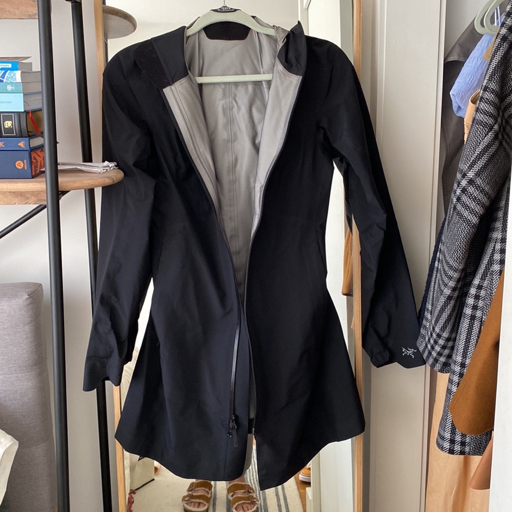ARC'TERYX Black Women’s GORETEX Imber Hooded Long Coat - Picture 4 of 16